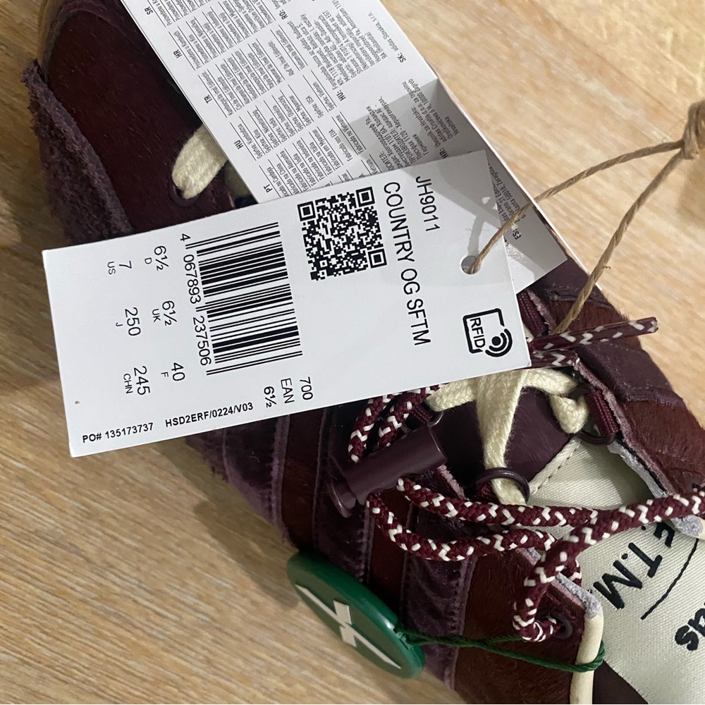 Adidas x song for the mute country OG maroon color way. - Picture 2 of 6